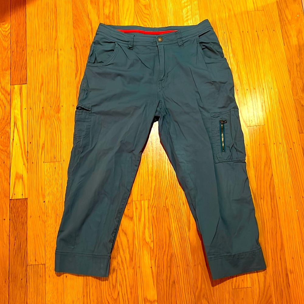 Sahale capris